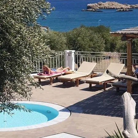 Ξενοδοχείο με διαμερίσματα Nisia Κάρπαθος
